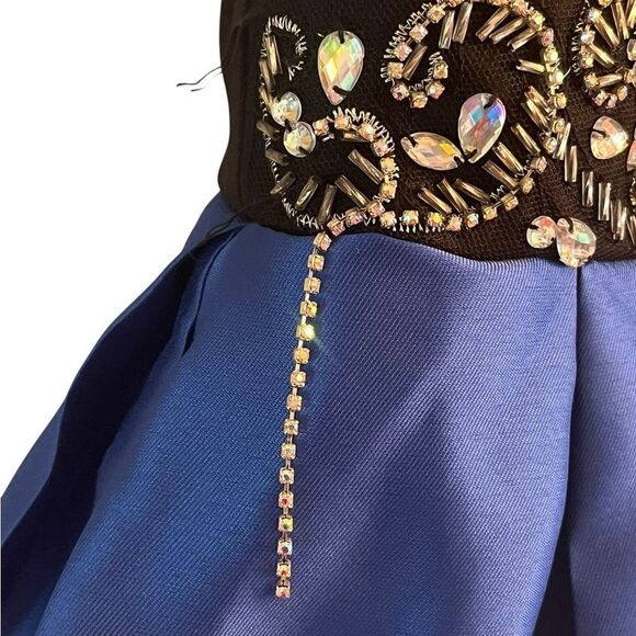 Elegant Black and Blue Junior’s Dress, Size 1/2, NWT - Picture 13 of 13